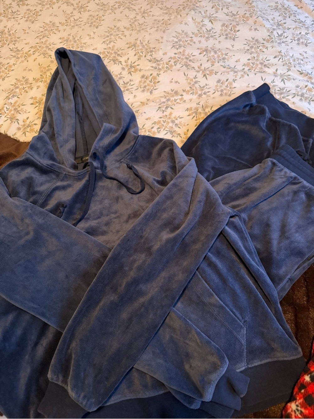 JCREW XS Plush Navy Blue Velour Hoodie & Joggers Set - Picture 3 of 14